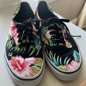Women’s size 8 Vans